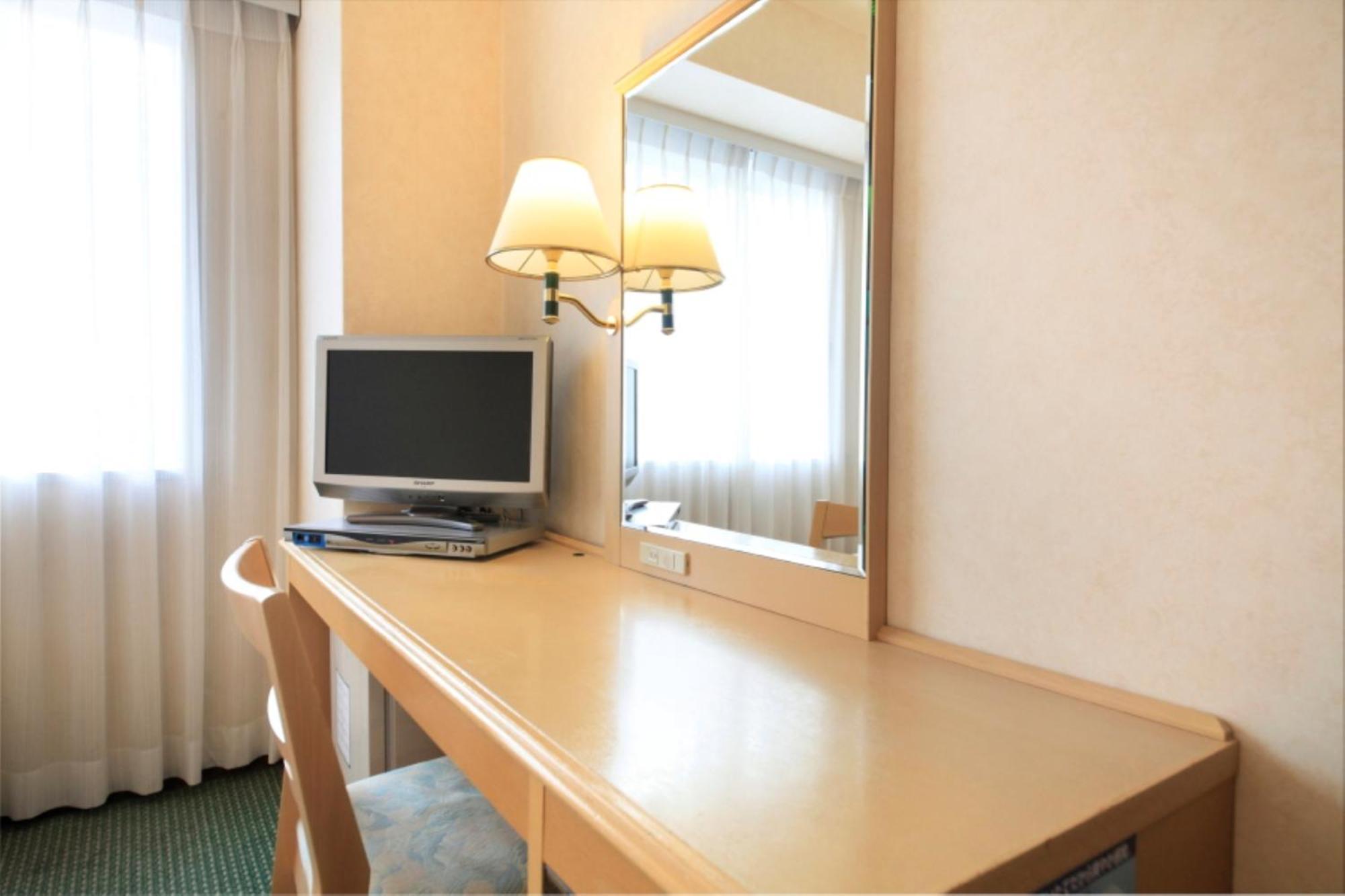 Kofu Washington Hotel Plaza Buitenkant foto